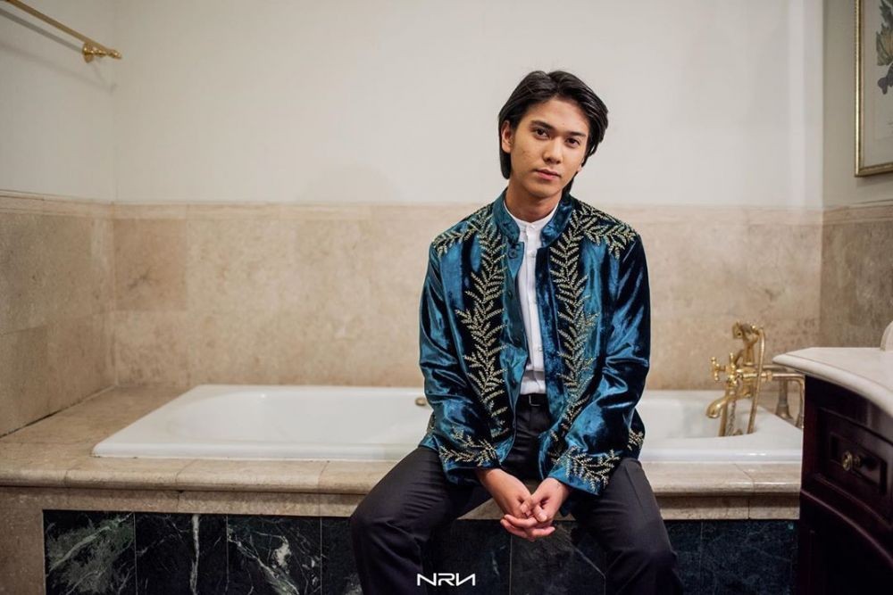 7 Artis Ini Jadi Guru Bimbel Online